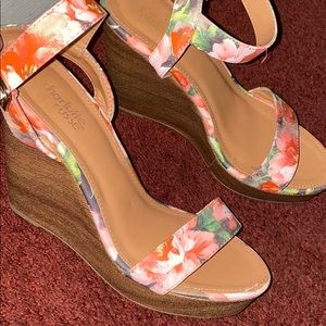 Floral Wedges